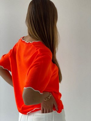 Пуловер с фестонами оранжевый