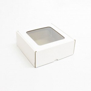 Коробка (5шт) с окном 210*210*90 мм белая