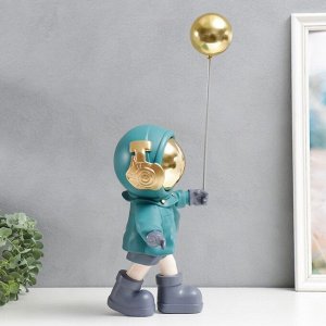 Сувенир "Космонавт с возд.шариком" голуб. 33х25х15 см, с шаром h=58,5 см