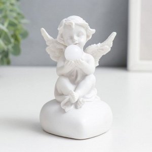 СИМА-ЛЕНД Сувенир полистоун свет &quot;Белоснежный ангел на сердце с огоньком&quot; 9х5,5х5,7 см