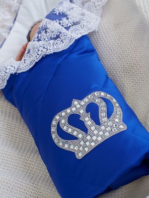 Конверт-одеяло на выписку "Империя" синий с молочным кружевом и большой короной на липучке