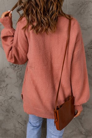 Розовый свитер с рукавом-фонарик и нагрудным карманом