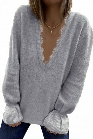 Серый свитер с глубоким V-образным вырезом с кружевной отделкой