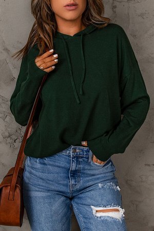 Зеленый свитер с капюшоном и завязками
