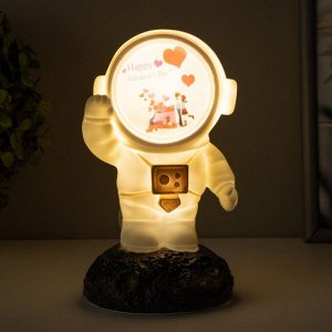 RISALUX Ночник Космонавт LED USB МИКС 7,5Х7,5Х17,5 см