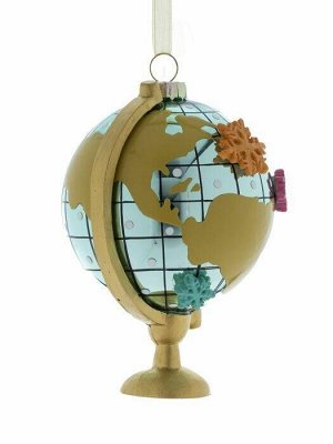 Новогоднее подвесное украшение Глобус из стекла с декором из полирезины / 8x8x11,7см