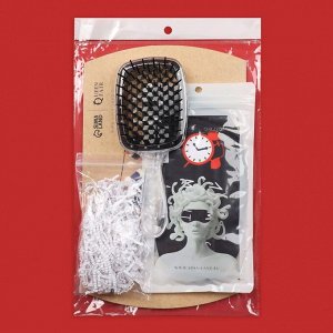 Queen fair Подарочный набор «ЗИМА БЛИЗКО», 2 предмета: маска для сна, массажная расчёска, цвет чёрный