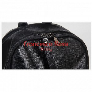 Calvino Модный рюкзак для девушек из натуральной кожи. Изделие выполнено в 4 классических цветах: красный, черный, серый и синий. Размеры: длина – 27 см, ширина - 13 высота, 32 – см. Его строгий стиль