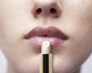 Dilon помада для губ кремовая Comfort Cream Lip тон 12 Нежность