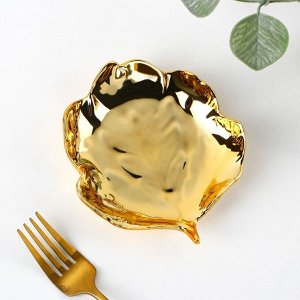 Блюдо керамическое сервировочное Доляна «Золотой лист», 13,5x13 см, цвет золотистый