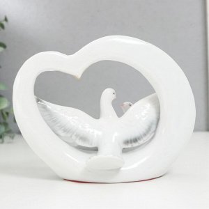 Сувенир керамика "Белые голуби в сердце" МИКС 8,5х13х6 см