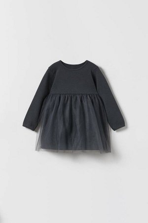 Платье Anthracite grey,PinkУточнить состав ткани, цвет, наличие можно на официальном сайте https://www.za*ra.com/tr в примечании к заказу пишем нужный цвет!!! Если нет размеров в артикуле, заказывайте