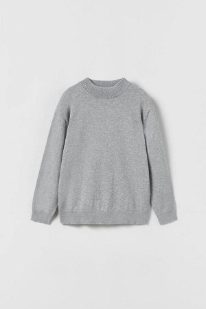 Fine gauge knit свитер with mock neck