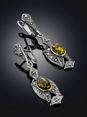 Изящные серьги «Эйфория» украшенные янтарем и россыпью марказитов