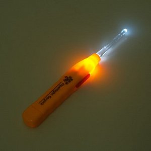 Палочка для чистки ушей Luazon LES-03, LED-подсветка, 3 насадки, от батареек (в комплекте)