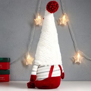 Кукла интерьерная "Дед Мороз в красном комбинезоне, в колпаке со звёздами" 35х16х14 см