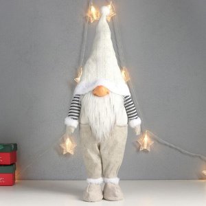 Кукла интерьерная "Дед Мороз в светлом наряде" 57х23х13 см