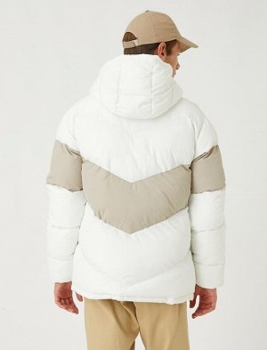 Надувное пальто с капюшоном с принтом