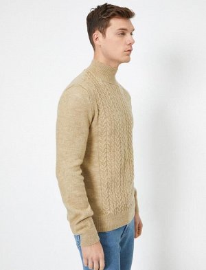 Водолазка с длинным рукавом и узорчатым трикотажным свитером