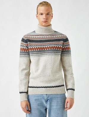Жаккардовый свитер с высоким воротником