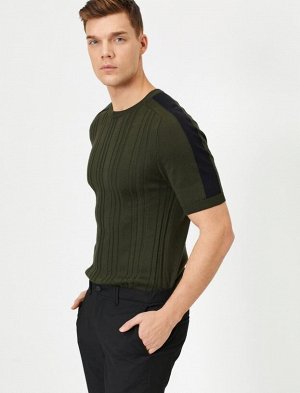 Текстурированный плечевой цвет Детальный облегающий трикотажный свитер с футболкой