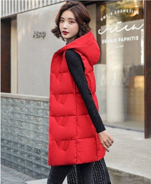 Женская приталенная двухсторонняя жилетка с капюшоном, цвет красный/черный