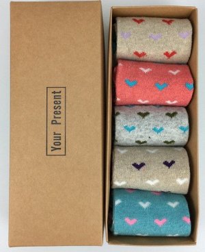 Набор женских теплых носков в коробке (5 шт), принт "Сердечки"