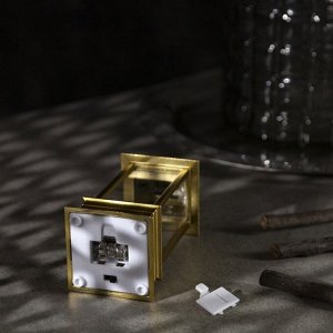 Светодиодная фигура «Золотистый фонарь со свечкой» 5.5 ? 13 ? 5.5 см, пластик, батарейки AG13х3, свечение тёплое белое