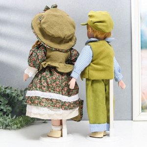 Кукла коллекционная парочка "Вика и Антон, розочки на зелёном" набор 2 шт 40 см