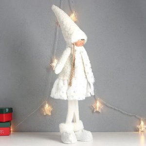 Кукла интерьерная "Девочка в зимнем белом наряде с серебром" 63х20х13 см