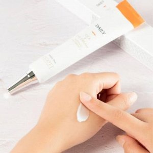 Jigott Крем для век с центеллой / Daily Real Cica Eye Cream, 50 мл