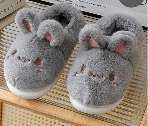 Тапочки домашние женские плюшевые с задником в милом дизайне "Кролик", цвет серый