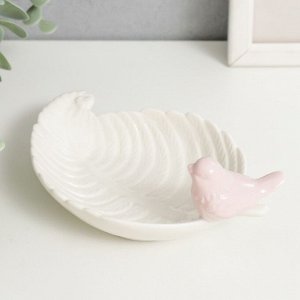 Сувенир керамика подставка "Птичка на листике" бело-розовый 15,5х9,5х6 см