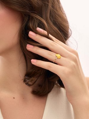 Нежное кольцо из серебра с медовым янтарём «Огонёк»