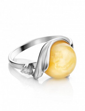 Нежное кольцо «Лебедь» с натуральным медовым янтарём в серебре