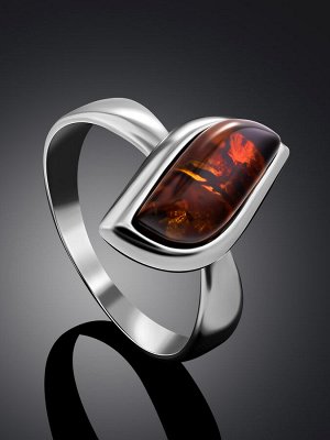 Изысканное серебряное кольцо с натуральным балтийским янтарём коньячного цвета «Тильда»