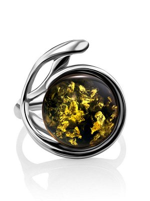 Эффектное кольцо из серебра с натуральным зелёным янтарём «Феникс»