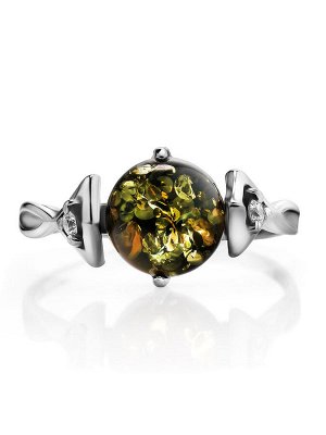 Нежное кольцо из серебра с зелёным янтарём и кристаллами «Самбия»
