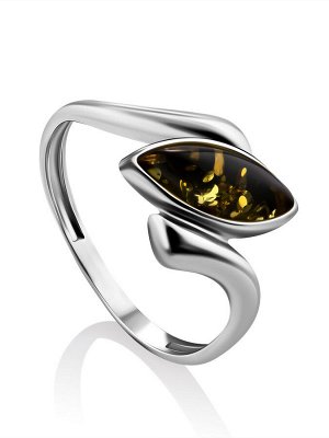 Изящное серебряное кольцо с темно-зеленым искрящимся янтарем «Андромеда»