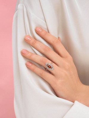 Изысканное кольцо «Эйфория» из серебра с янтарем и марказитами