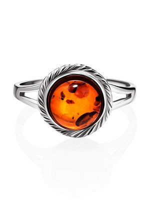 Нежное кольцо «Ампир» из серебра с коньячным янтарём