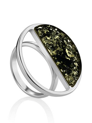Эффектное серебряное кольцо с зелёным янтарём «Монако»