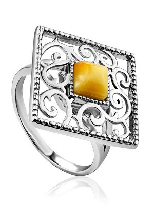 Изысканное серебряное кольцо с медовым янтарём «Арабеска»