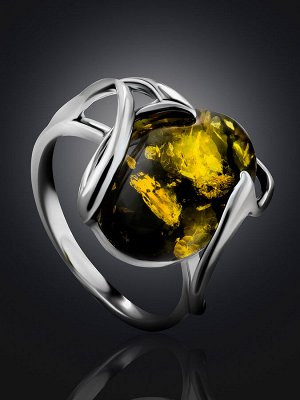 Стильное серебряное кольцо со вставкой из натурального янтаря «Палермо»