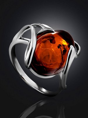 Эффектное кольцо в необычном дизайне из серебра и янтаря «Палермо»