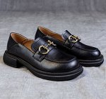 Лоферы из натуральной кожи с металической пряжкой, черные