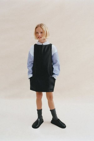 Faux leather pinafore платье