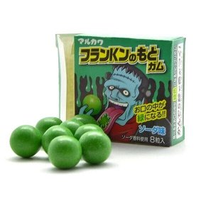 Жевательная резинка красит язык в зеленый цвет Marukawa Frankenstein / Жвачка Марукава "Франкенштейн" 8 шариков со вкусом содовой 13 гр Японские сладости