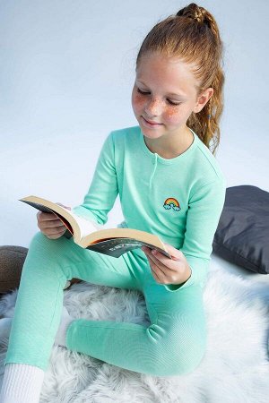 Пижамный комплект с длинным рукавом и радужным принтом для девочек