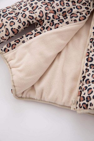 Стеганое пальто на флисовой подкладке с капюшоном и карманами для маленьких девочек с леопардовым узором